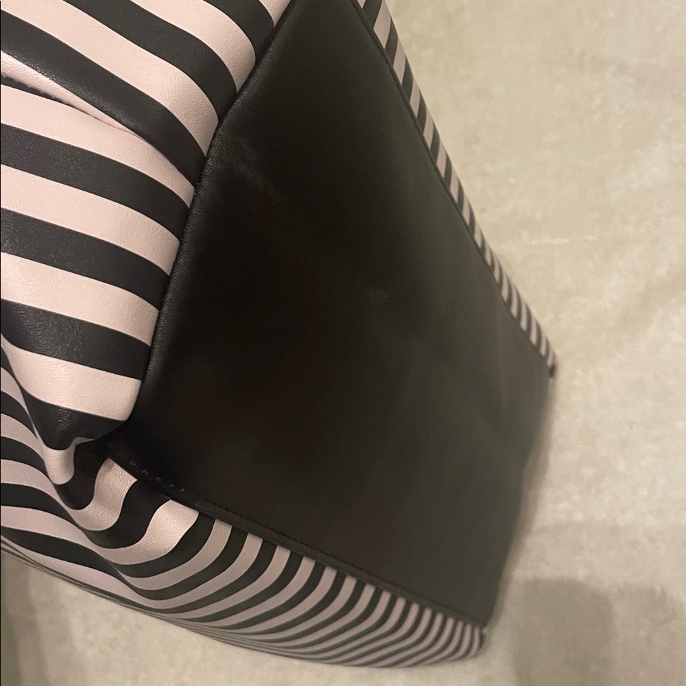 NWT Victoria's Secret Striped Black Tote - Picture 5 of 7